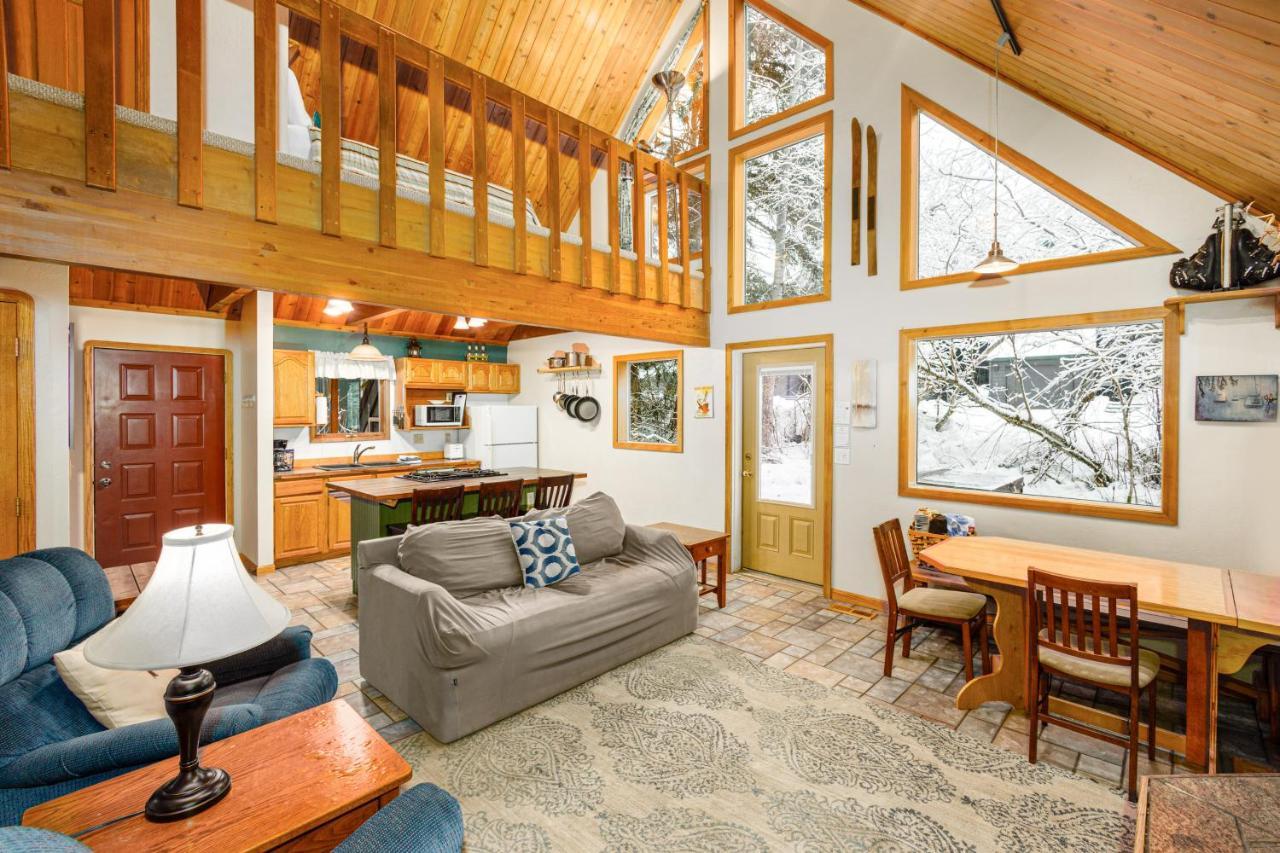 Snowbird Chalet #5 Girdwood Exterior photo